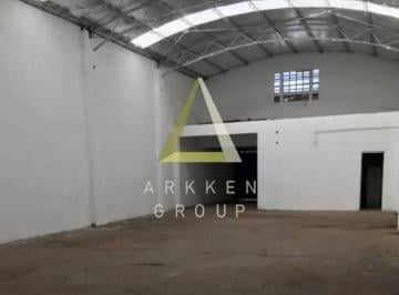 Bodega-Galpón · 1149m² · Galpón en Alquiler en Boulogne