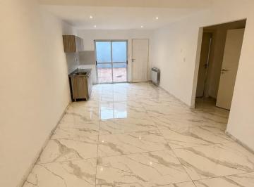 PH · 85m² · 3 Ambientes · 1 Cochera · Venta Chalet PH de 3 Amb con Garaje