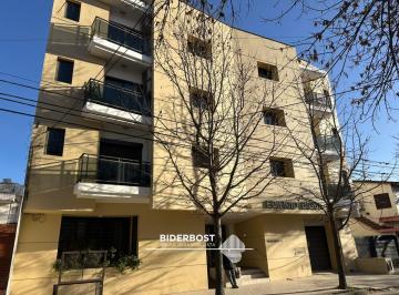 Departamento · 65m² · 4 Ambientes · 1 Cochera · Departamento Centrico de 2 Dorm. con Cochera