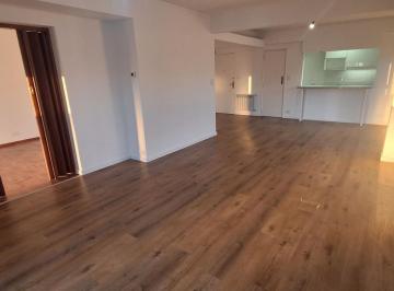 Departamento · 110m² · 5 Ambientes · Departamento en Venta - 4 Dorm. 3 Baños - Bahía Blanca