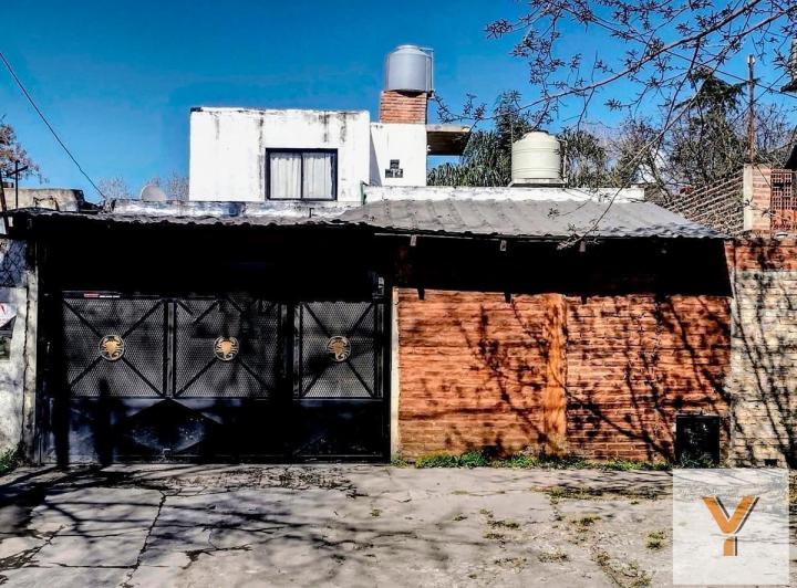 Casa · 112m² · 5 Ambientes · 1 Cochera