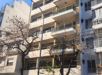 Oficina comercial de 4 ambientes, Villa Urquiza · Alquiler Departamento 4 Ambientes Villa Urquiza. Apto Profesional y Comercial. Bajas Expensas