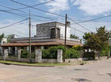 Casa · 216m² · 5 Ambientes · 4 Cocheras · Venta Casa Colonial en San Antonio de Areco