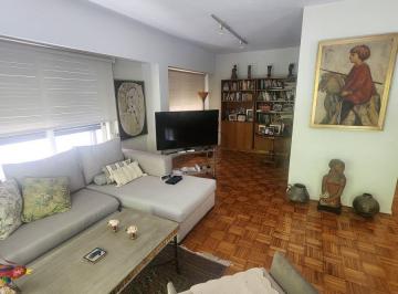 Departamento de 4 ambientes, Palermo · Precioso Depto. 4 Amb con Dependencia + Cochera en P. B Fija y Cubierta + Más Baulera