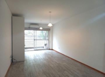 Departamento · 29m² · 1 Ambiente · Alquiler Monoambiente C/ Balcón en Flores
