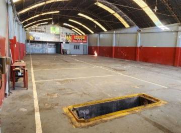 Bodega-Galpón de 3 ambientes, Guaymallén · Alquiler de Galpón con Salón Comercial