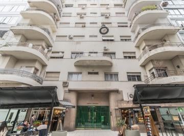 Departamento · 55m² · 2 Ambientes · Venta. 2 Ambientes de Categoría en El Histórico Edificio Cortázar. Luminoso y con Estilo