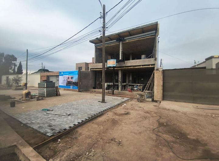 Local comercial · 81m² · 2 Ambientes