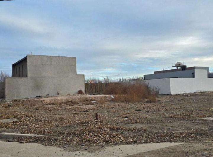 Terreno · 394m²