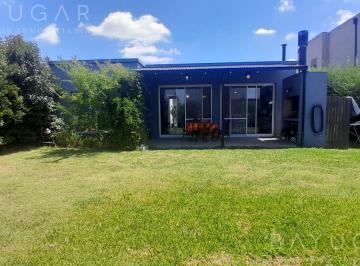 Casa · 120m² · 4 Ambientes · 2 Cocheras · Venta Casa - Barrio San Eduardo - Pilar del Este