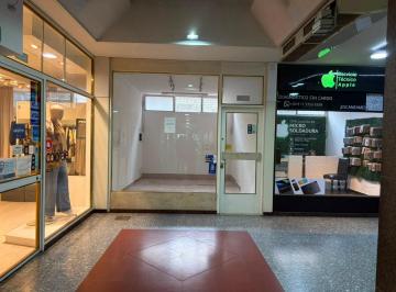 Frente del local · Alquiler Local Reciclado en Galeria Las Hera. Super Ubicación en La Galeria!