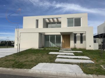 Casa · 263m² · 6 Ambientes · 6 Cocheras · Casa en Venta, Barrio Cerrado Santa Ana, Villanueva, Tigre