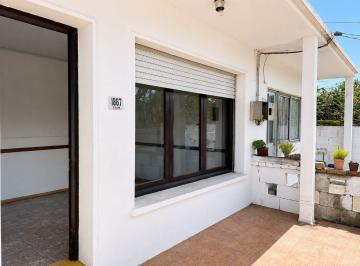Casa · 238m² · 4 Ambientes · Casa 3 Dorm. Tarariras Colonia con Galpon