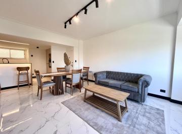 Departamento · 72m² · 3 Ambientes · Departamento en Venta de 3 Ambientes con Vista a Plaza Colón