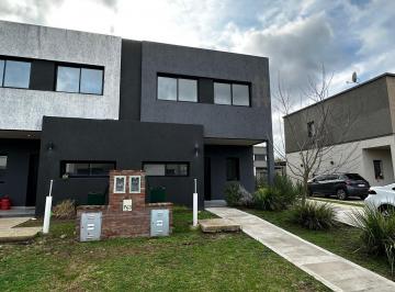 Casa · 110m² · 4 Ambientes · 2 Cocheras · Departamento de 4 Ambientes en Alquiler en Barrio El Aljibe, Manzanares, Pilar