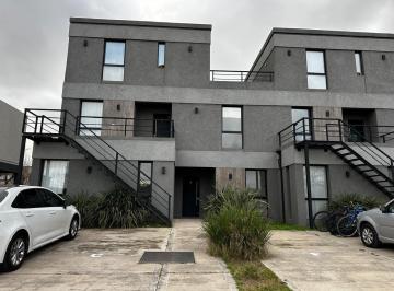 Casa · 110m² · 4 Ambientes · 2 Cocheras · Casa en Alquiler de 4 Ambientes en Barrio Privado "El Aljibe", Manzanares, Pilar.
