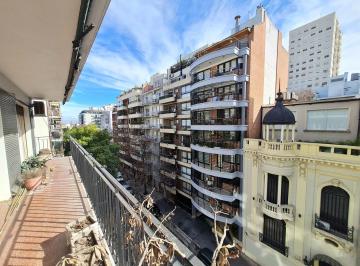Departamento · 119m² · 4 Ambientes · 1 Cochera · Las Cañitas - Palpa y Ciudad de La Paz, Cochera
