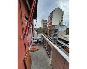 PH · 65m² · 3 Ambientes · PH 3 Ambientes por Escalera Al Frente C/balcon Corrido