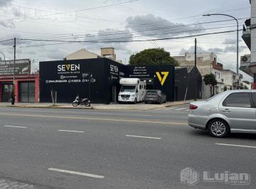 Terreno · 325m² · Venta Local de 370 m² Mataderos Alberdi Al 7200