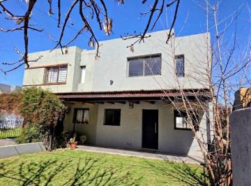 Casa de 5 ambientes, Córdoba · Alquilo Dúplex 3 Dorm. en El Barrio Cerrado Jardines del Boulevard - Área de Recreación Grande