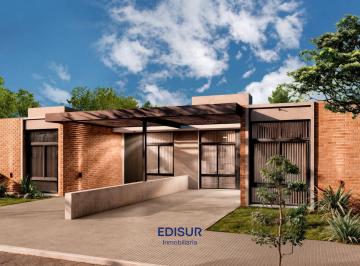 Casa · 82m² · 2 Dormitorios · Duplex en Colinas de Manantiales