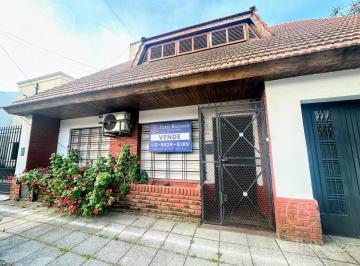 Casa · 194m² · 5 Ambientes · 1 Cochera · Venta Casa en Lomas de Zamora Este