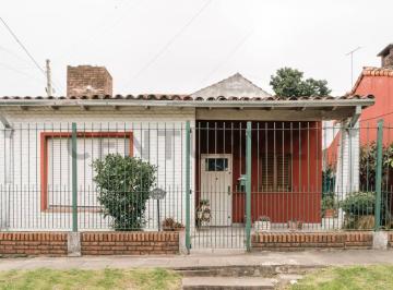 Casa · 64m² · 2 Ambientes · 1 Cochera · Casa a La Venta Bella Vista