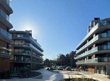 Departamento · 95m² · 4 Ambientes · Venta Apartamento 3 Dorm. en Barra de Carrasco