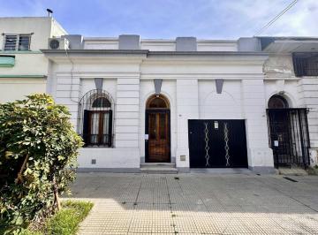 PH · 140m² · 4 Ambientes · 1 Cochera · PH en Venta Entrada Independiente | 4 Ambientes Cochera Patio | Villa Santa Rita