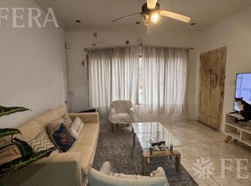 PH · 140m² · 4 Ambientes · 1 Cochera · Venta PH 4 Ambientes con Cochera y Patio en Wilde