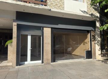 Local comercial · 447m² · Local en Av Colon 2800 de 460 m²