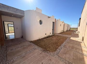 Casa · 50m² · 2 Ambientes · 1 Cochera · Cuadruplex en Venta en Docta Parque Etapa 6. 1 Dormitorio
