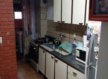 Departamento · 60m² · 4 Ambientes · Venta de Departamento Fonavi de Tres Dorm.