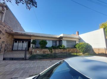 Casa · 384m² · 3 Dormitorios · 2 Cocheras · Casa en Guaymallen