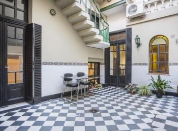 PH · 130m² · 5 Ambientes · Encantador PH de 4 Ambientes con Terraza y Parrilla, Ubicado en El Corazón de Colegiales