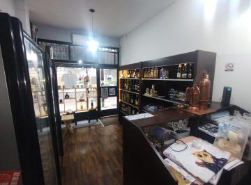 Local comercial · 49m² · 2 Ambientes · Venta de Local Comercial