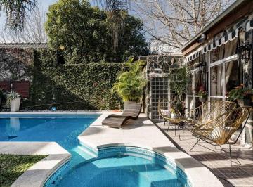 Departamento de 5 ambientes, Saavedra · Gran Casa de 4/5 Habitaciones con Pileta y Jardín