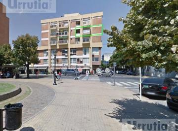 Oficina comercial · 45m² · 2 Ambientes · 1 Cochera · Oficina en Moron