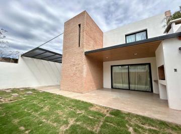 c8eac1c9-29d6-4779-8c6f-ce35f1494418.jpeg · Venta Duplex en Zona Norte Villa Quisquizacate - Zona Arguello