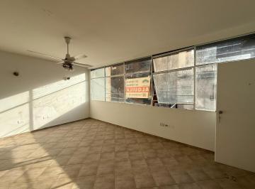 Casa · 175m² · 5 Ambientes · Casa de 4 Dorm. en Alquiler Barrio Centro