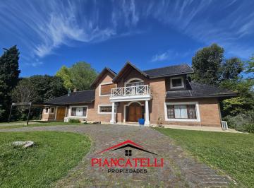 Casa · 500m² · 5 Ambientes · 1 Cochera · Casa en Venta y Alquiler 5 Ambientes en Club de Campo San Diego