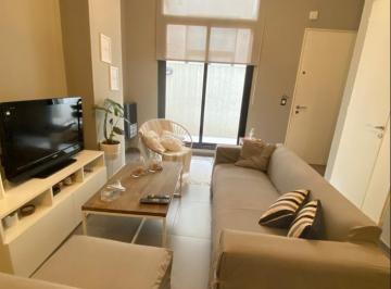Departamento · 55m² · 2 Ambientes · Alquiler Departamento 2 Ambientes Amoblado con Balcón y Patio en Villa Crespo