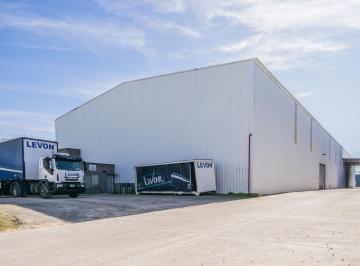 Bodega-Galpón · 6600m² · 5 Cocheras · Alquiler Nave Industrial de 3.300 m² en El Parque Industrial del Oeste - Moreno. Sist. Contraincendios