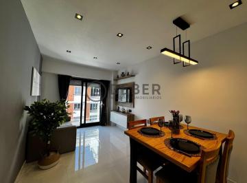Departamento · 47m² · 3 Ambientes · En Venta Tres Ambientes Al Frente con Balcon, Plaza Mitre