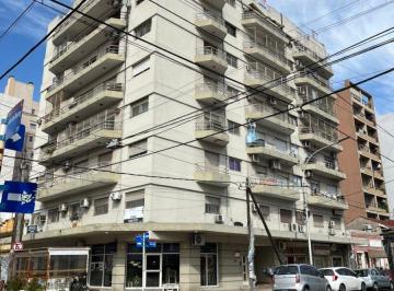 Departamento de 4 ambientes, Lanús · Departamento 4 Ambientes Muy Luminoso!
