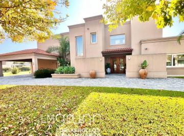DMS-DS1-4551_2 · Venta Casa en Terravista.