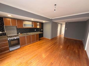 Departamento · 40m² · 2 Ambientes · Excelente 2 Amb con 2 Patios. Inmejorable Ubicación.