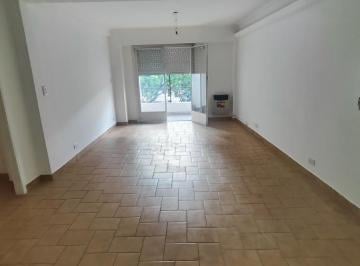 Departamento · 86m² · 3 Ambientes · 3 Ambientes en Venta, Luminoso, Gurruchaga 300. Frente con Balcón, Subte B y Metrobus. Villa Crespo.
