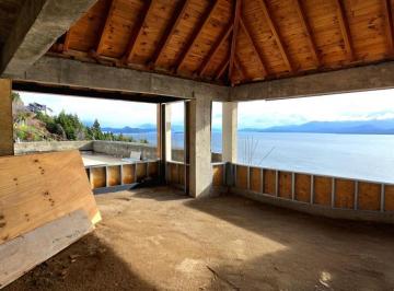 Departamento · 32m² · 2 Ambientes · Departamento en Venta en Barrio Belgrano, Bariloche - 2 Ambientes con Gran Vista Al Lago y Patio