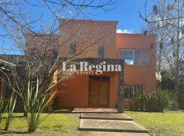 Casa · 177m² · 5 Ambientes · 1 Cochera · Casa Lote Interno San Isidro Labrador